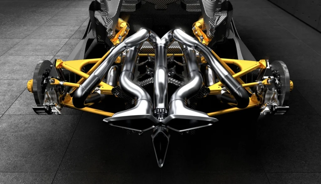 O Apollo Intensa Emozione (conhecido como Apollo IE) marca a volta triunfal da Apollo Automobil ao cenário dos hipercarros