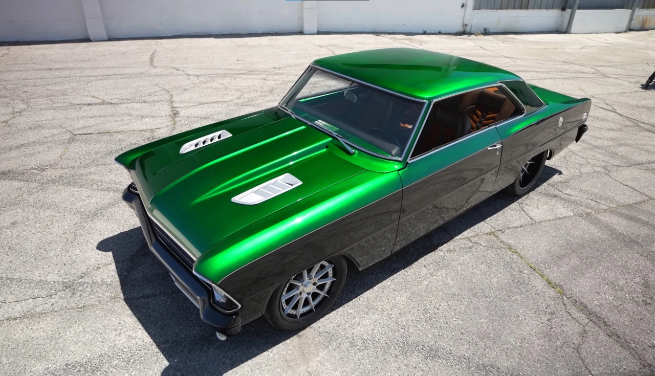 Chevrolet Nova 1967, apelidado de “ZR9 Nova”, pilotado e construído no estilo garage‑built