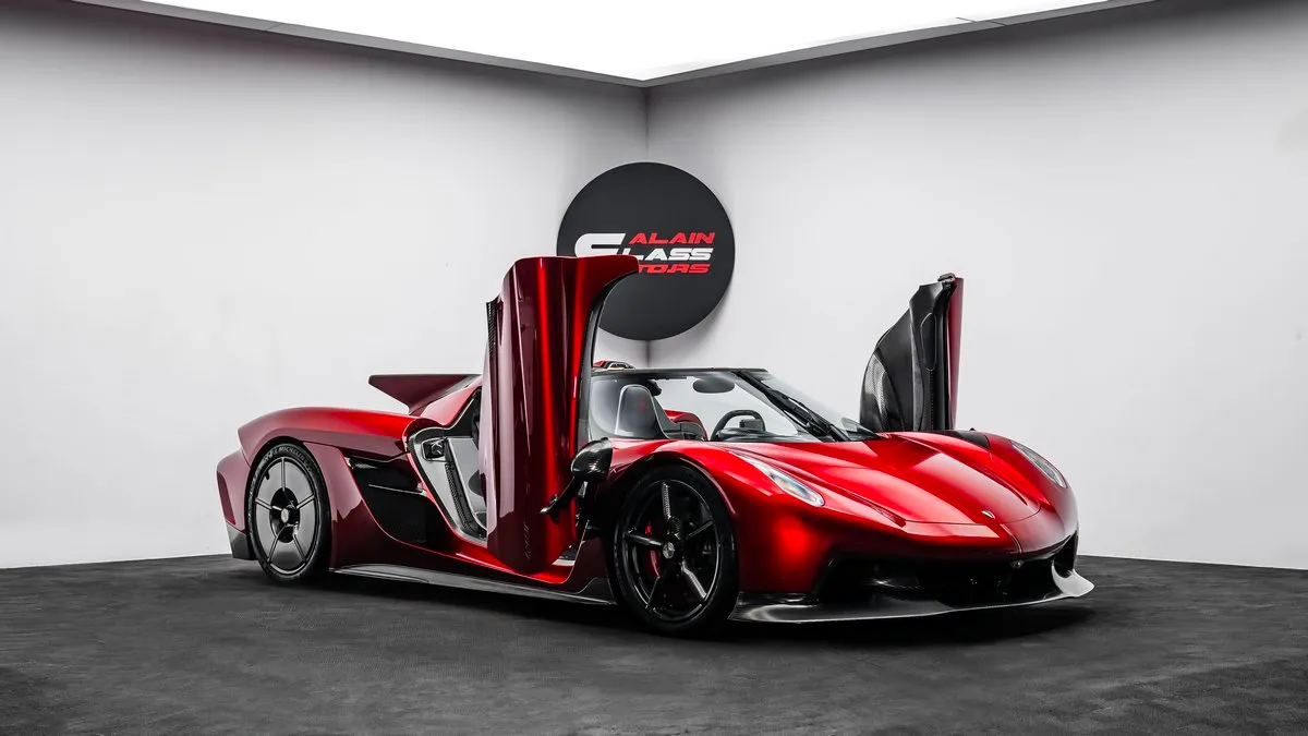 Top 10 Carros Mais Rápidos do Mundo (2025)