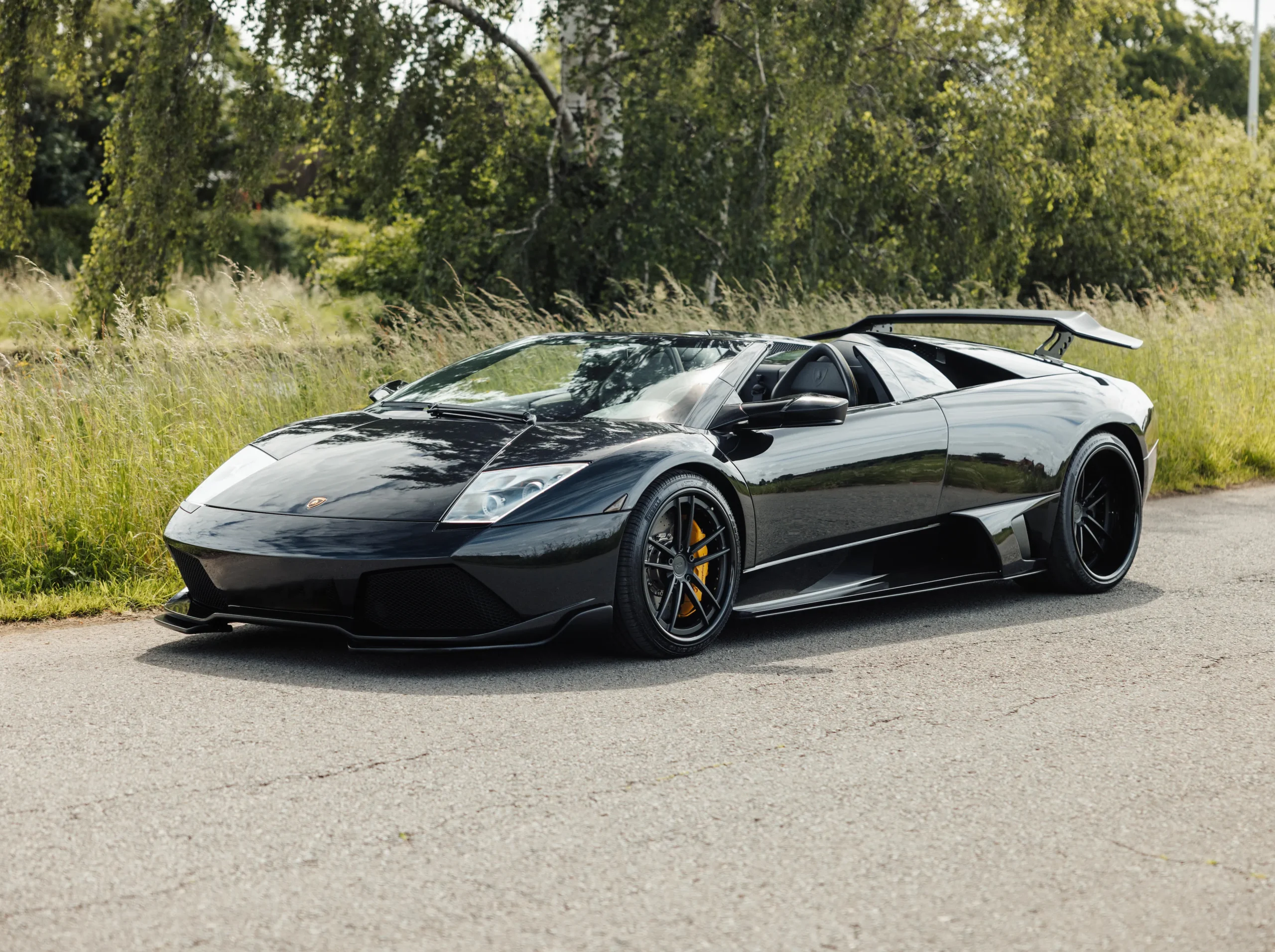 todos os modelos de produção lançados pela Lamborghini