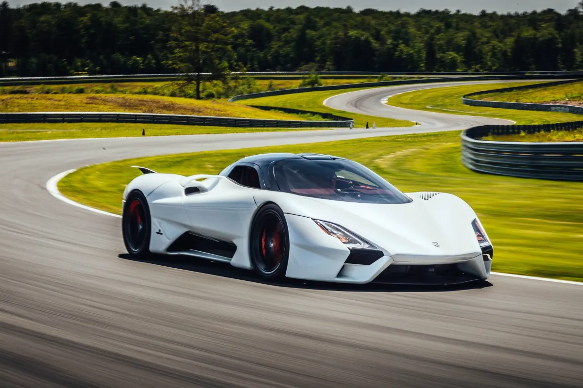Top 10 Carros Mais Rápidos do Mundo (2025)