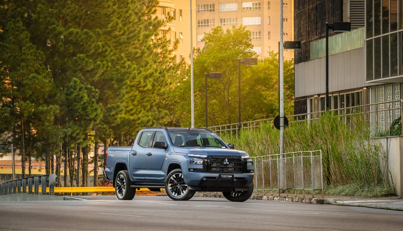 Mitsubishi Triton Tarmac 2025