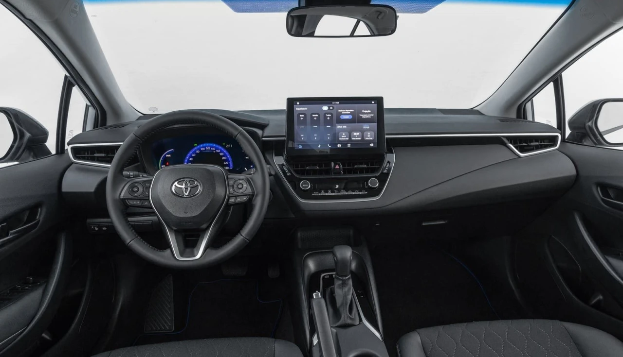 Toyota Corolla GLi Hybrid 2025