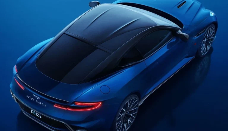 Aston Martin DB12 S 2026 . O novo super tourer com motor V8 de 690 CV.