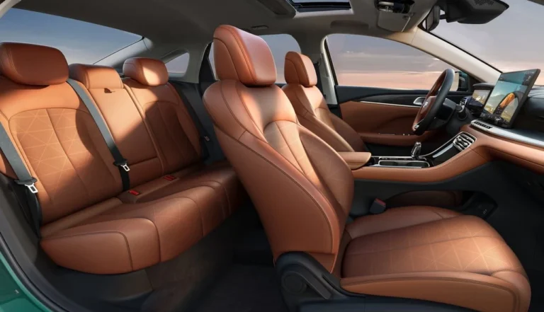 Geely Emgrand 2026