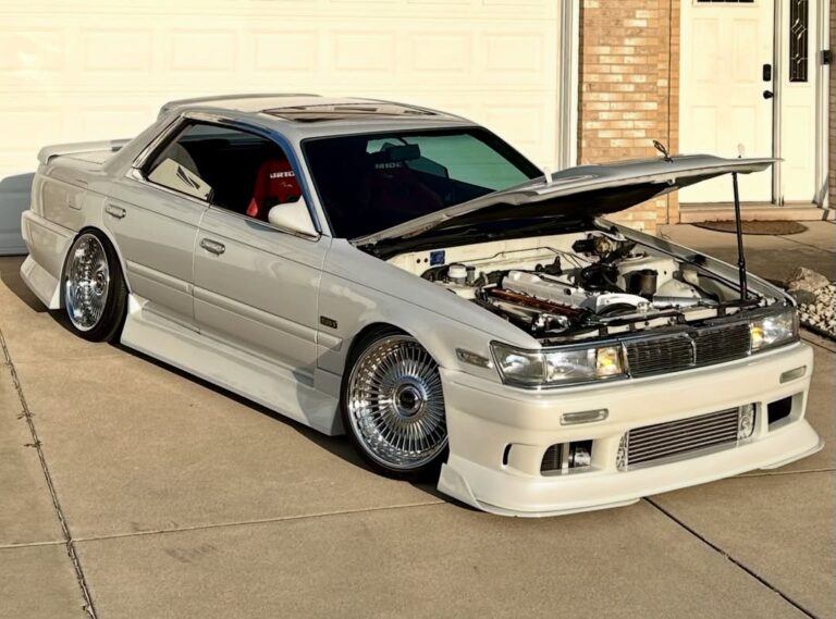 Nissan Laurel C33
