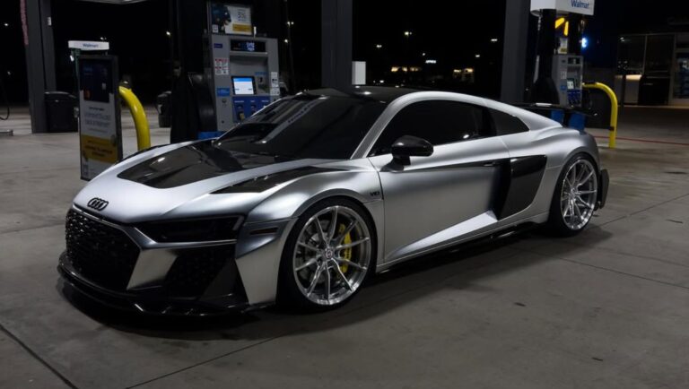 Audi R8