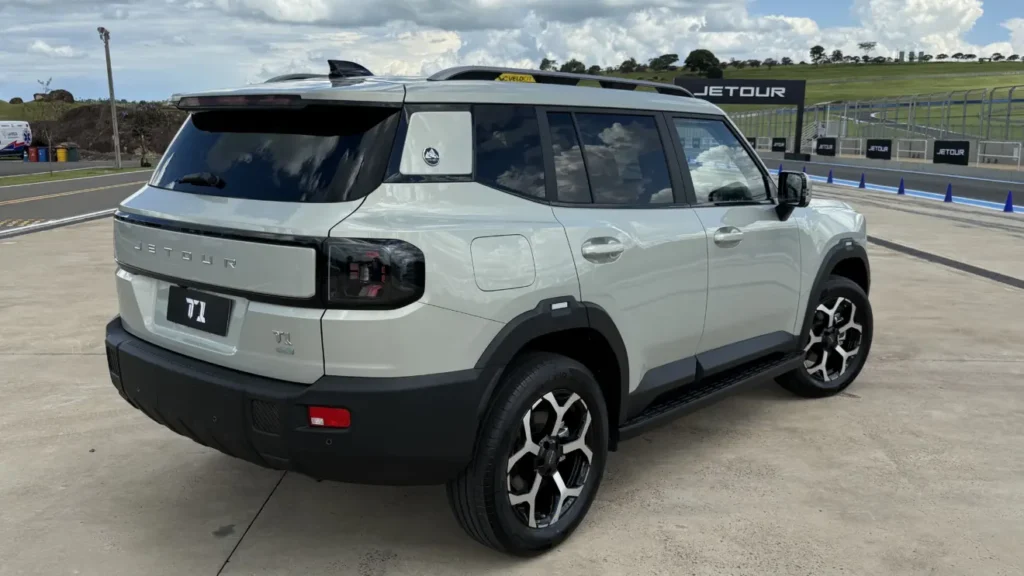 Jetour T1