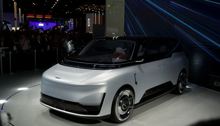 Geely Eva Cab