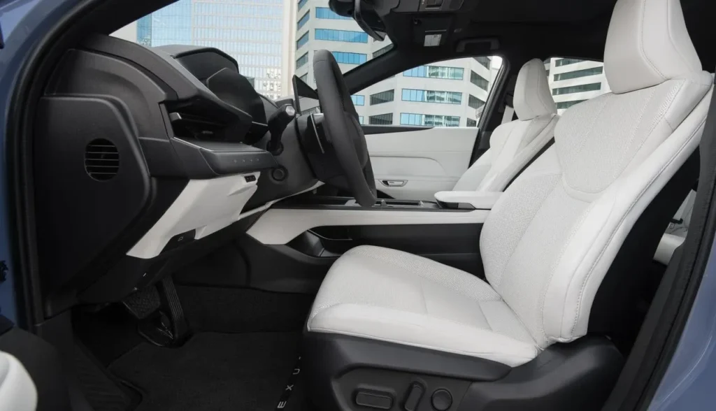Lexus ES 350e 2026