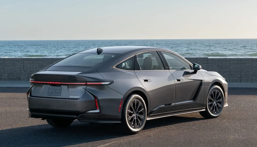 Lexus ES 350h 2026
